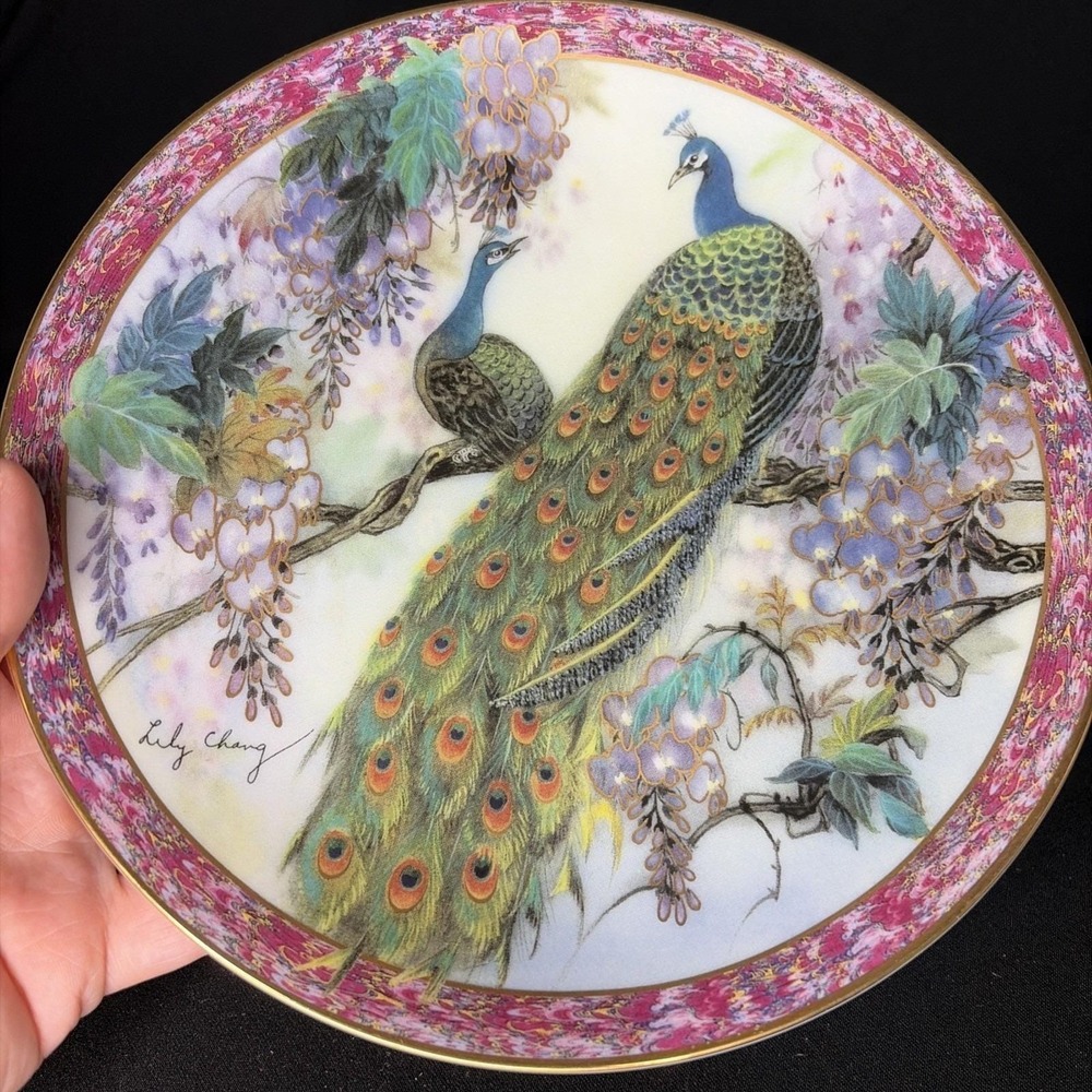 Collector Plate "Beauty" by Lily Chang Gardens of Paradise Peacocks, Plate 827 A